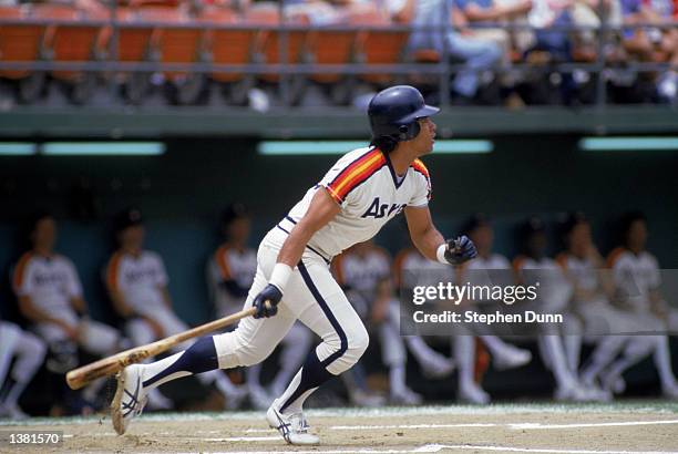 Jose Cruz of the Houston Astros drops the bat to run during a game in the 1986 season.