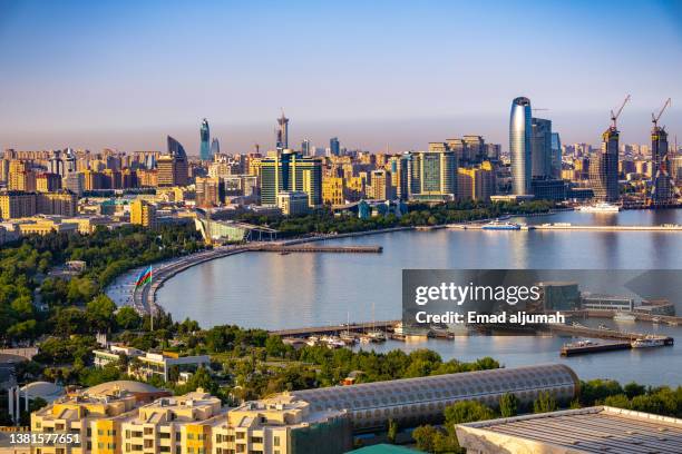 the downtown scenic view of the city of baku, azerbaijan - アゼルバイジャン ストックフォトと画像