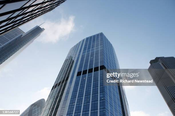 london skyscrapers - heron tower stock pictures, royalty-free photos & images