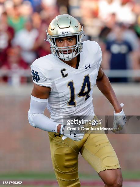 Safety Kyle Hamilton of the Notre Dame Fighting Irish during warm-ups before the start of the game against the Florida State Seminoles at Doak...