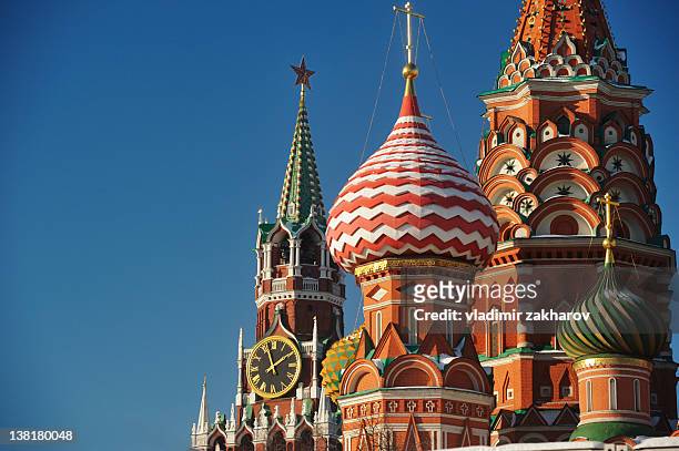 moscow, st basil - kremlin photos et images de collection