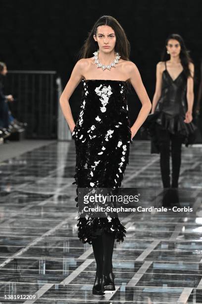 Model walks the runway during the Givenchy Womenswear Fall/Winter 2022-2023 show as part of Paris Fashion Week on March 06, 2022 in Paris, France.