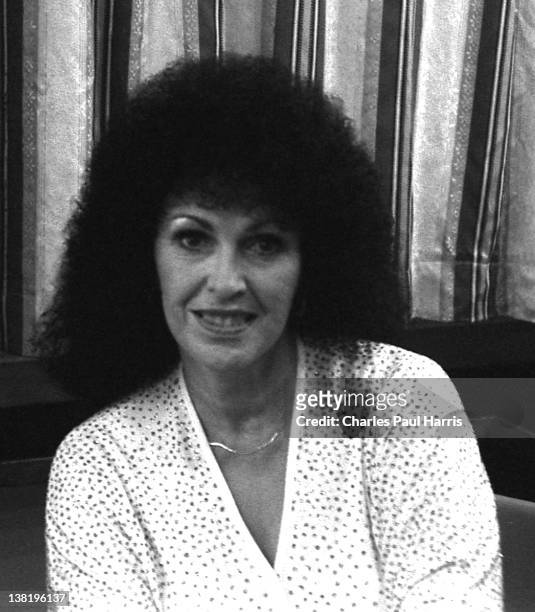 Country and Rockabilly singer Wanda Jackson poses for a portrait backstage on September 30, 1980 in Eastbourne, England.