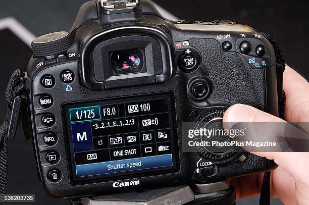 Dslr Screen Photos and Premium High Res Pictures - Getty Images
