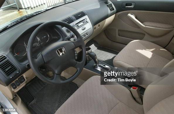  The interior of a new   Honda Civic Hybrid vehicle is seen in the... Fotografía de noticias