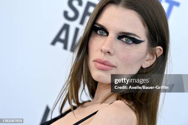 Julia Fox attends the 2022 Film Independent Spirit Awards on March 06, 2022 in Santa Monica, California.