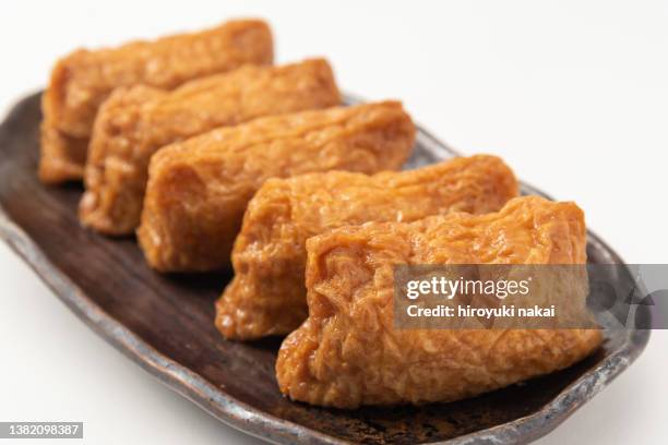 inari-zushi (rice balls) - inarizushi bildbanksfoton och bilder