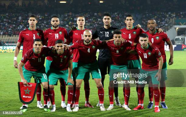 Morocco team pose for a team photo at Ahmadou Ahidjo Stadium on January 18, 2022 in Yaounde, Cameroon. "n"n Adam Masina, Youssef En-Nesyri, Sofian...