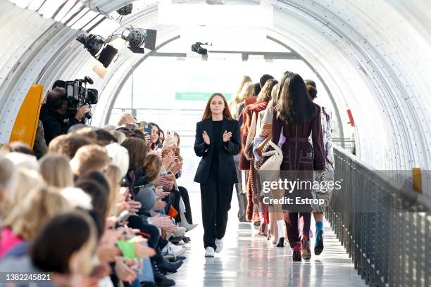 Fashion designer Stella McCartney walks the runway during the Stella McCartney Womenswear Fall/Winter 2022-2023 show as part of Paris Fashion Week at...