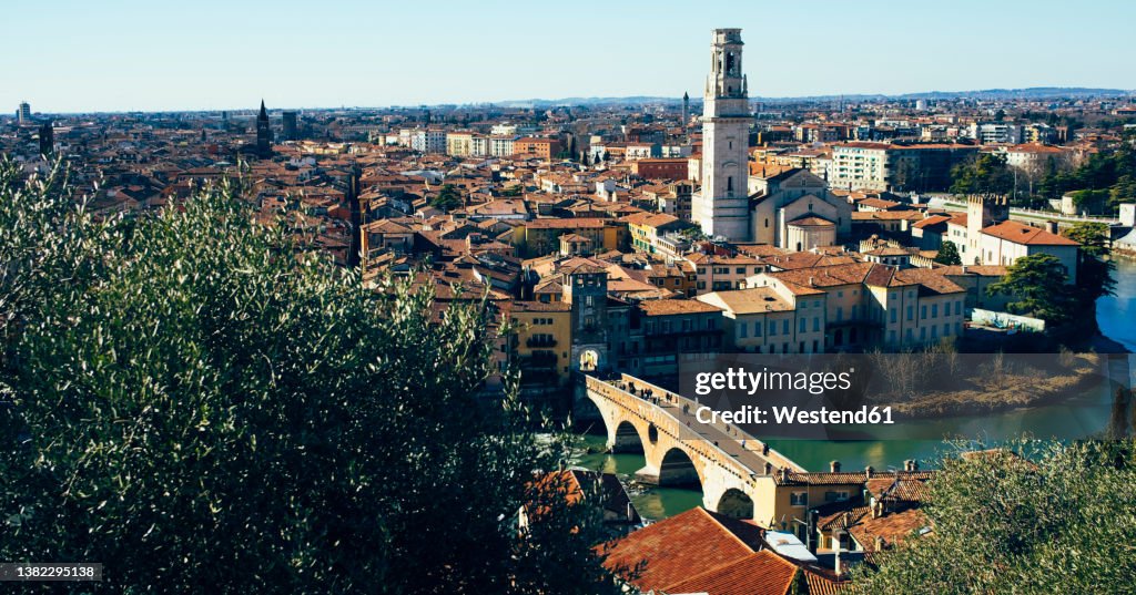 Italian Riverside Town Italy Veneto Verona Riverside City With Arch Bridge In Foreground And ...