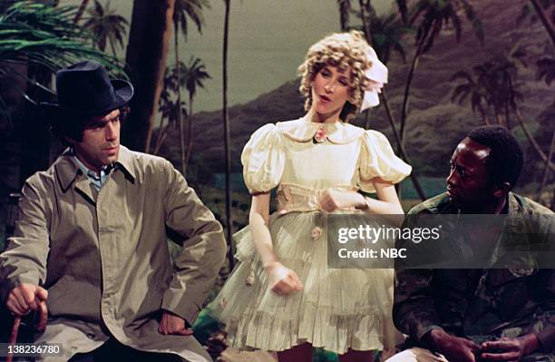 Episode 22 -- Air Date -- Pictured: Elliott Gould as President Hinch, Laraine Newman as Shirley Temple, Garrett Morris as Mobutu, soldier during...