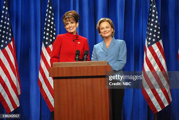 Michael Phelps" Episode 1532 -- Pictured: Tina Fey as Governor Sarah Palin, Amy Poehler as Senator Hillary Clinton during the 'A Nonpartisan Message...