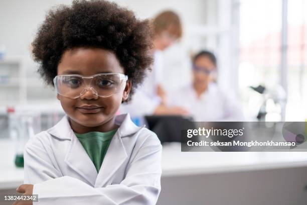 child scientist - front camera icon stock pictures, royalty-free photos & images