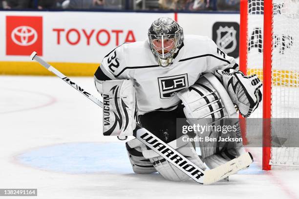 Goaltender Jonathan Quick of the Los Angeles Kings defends the net during the third period of a game against the Columbus Blue Jackets at Nationwide...