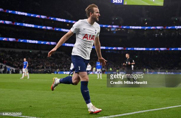 Harry Kane of Tottenham Hotspur celebrates after scoring their sides fifth goal during the Premier League match between Tottenham Hotspur and Everton...