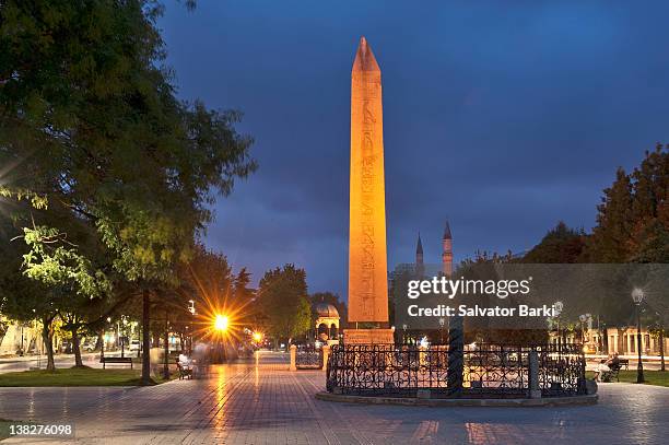 obelisque - obelisk stock pictures, royalty-free photos & images