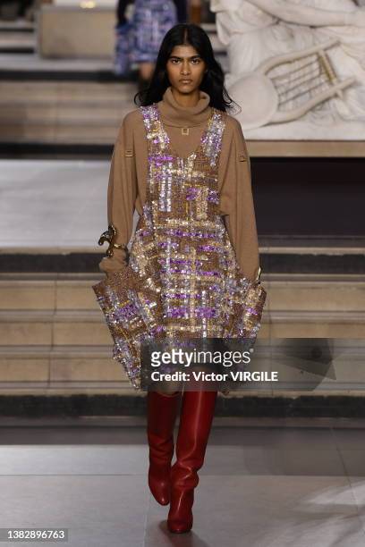Model walks the runway during the Louis Vuitton Ready to Wear Fall/Winter 2022-2023 fashion show as part of the Paris Fashion Week on March 7, 2022...