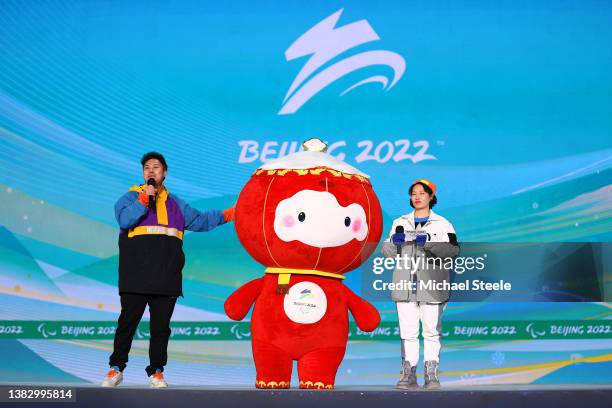 Shuey Rhon Rhon Icon 562 Shuey Rhon Rhon Photos & High Res Pictures - Getty Images