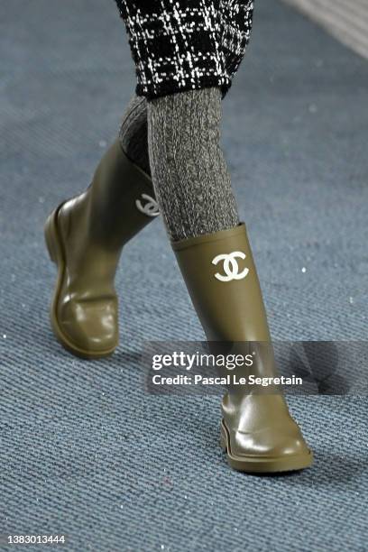 2,918 Paris Fashion Week F W 08 Chanel Stock Photos, High-Res Pictures, and  Images - Getty Images