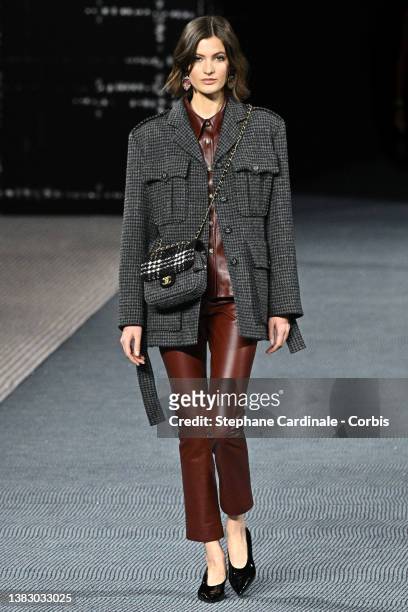 Model walks the runway during the Chanel Womenswear Fall/Winter 2022-2023 show as part of Paris Fashion Week on March 08, 2022 in Paris, France.