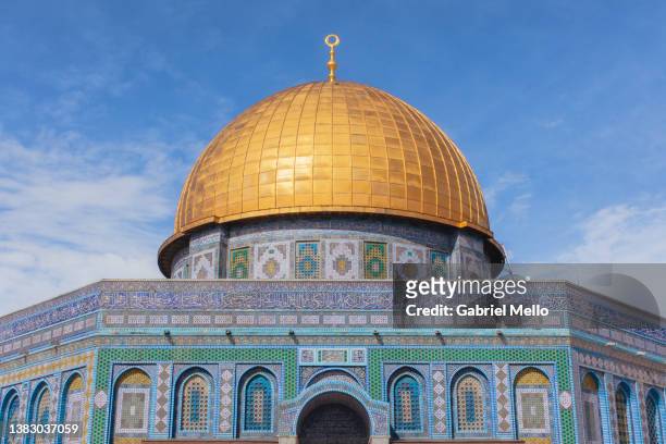 al-aqsa mosque in jerusalem - mezquitas fotografías e imágenes de stock