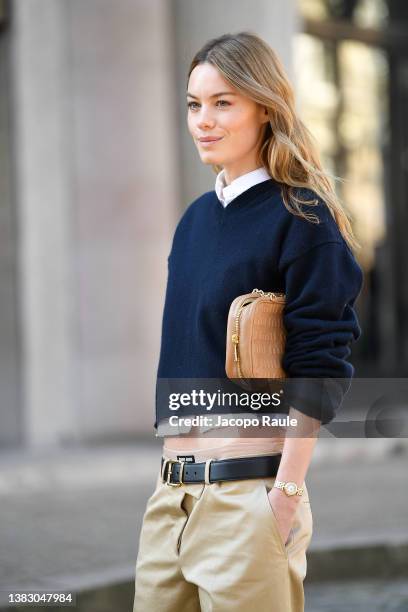 Camille Rowe attends the Miu Miu Womenswear Fall/Winter 2022/2023 show as part of Paris Fashion Week on March 08, 2022 in Paris, France.