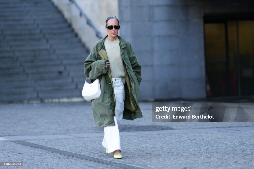 Street Style : Day Eight - Paris Fashion Week - Womenswear F/W 2022-2023