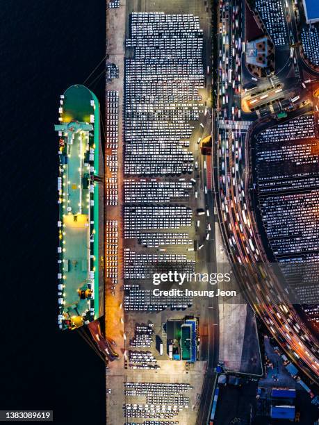 new cars lined up at industrial factory port - south korea business stock pictures, royalty-free photos & images