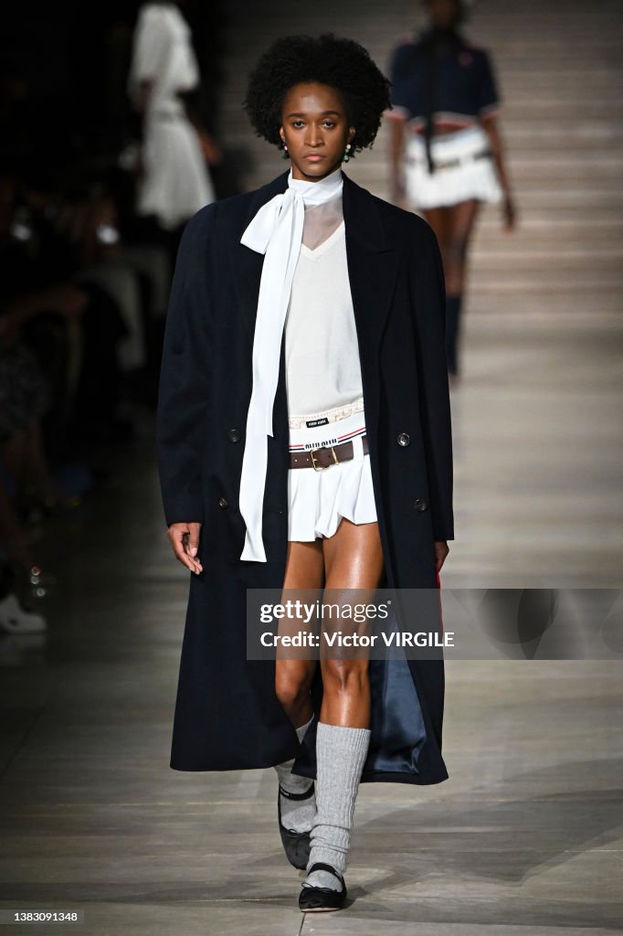 Miu Miu - Runway - Fall/Winter 2022-2023 Paris Fashion Week