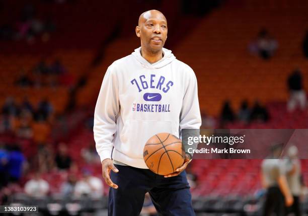 Assistant Coach Sam Cassell of the Philadelphia 76ers coaching during warm ups prior to the game against the Miami Heat at FTX Arena on March 05,...