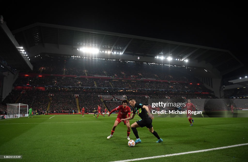 Liverpool FC v FC Internazionale: Round Of Sixteen Leg Two - UEFA Champions League