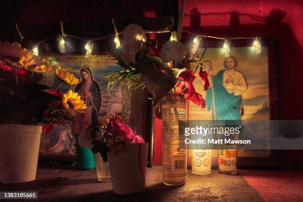 a shrine to the our lady the virgin of guadalupe on a street in mazatlán sinaloa mexico - juan diego stock pictures, royalty-free photos & images