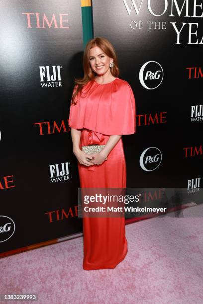 Isla Fisher attends TIME Women Of The Year at Spago L'extérieur on March 08, 2022 in Beverly Hills, California.