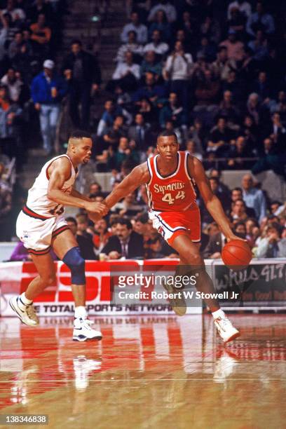 American basketball player Derrick Coleman of Syracuse University with the ball during a game against the University of Connecticut, Hartford,...
