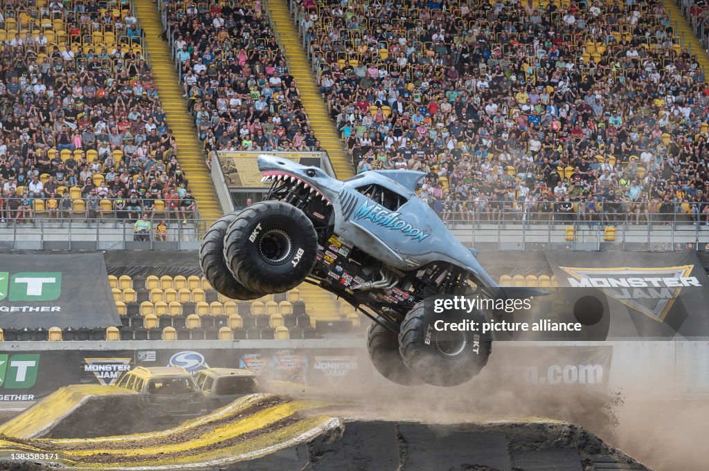 Motorshow Monster Jam with trucks from the USA