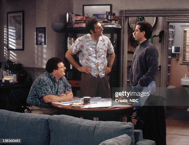 The Bookstore" Episode 17 -- Pictured: Wayne Knight as Newman, Michael Richards as Cosmo Kramer, Jerry Seinfeld as Jerry Seinfeld