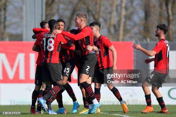 Team of AC Milan celebrate after scoring the opening goal during the Primavera 1 match between AC Milan U19 U19 and Lecce Berretti at Campo Sportivo...