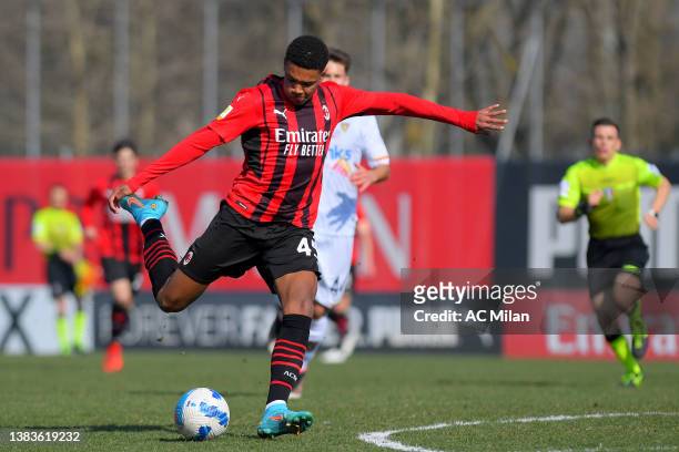 Emil Roback of AC Milan in action during the Primavera 1 match between AC Milan U19 U19 and Lecce Berretti at Campo Sportivo Vismara on March 09,...