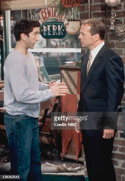 The One Where Ross Meets Elizabeth's Dad" Episode 21 -- Pictured: David Schwimmer as Ross Geller, Bruce Willis as Paul Stevens -