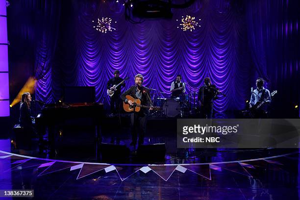 Episode 93 -- Air Date -- Pictured: Musical guest "The Swell Season" on October 29, 2009