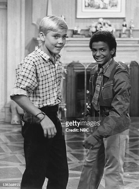 Best Friends" Episode 1 -- Pictured: Rick Schroder as Ricky Stratton, Alfonso Ribeiro as Alfonso Spears