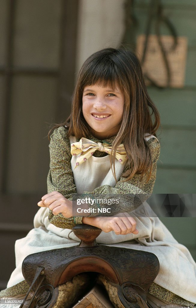 Lindsay Sydney Greenbush As Carrie Ingalls News Photo Getty Images lindsay-sydney-greenbush-as-carrie-ingalls-news-photo-getty-images