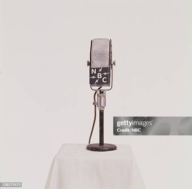 Rca R44 Rca Microphone Photos and Premium High Res Pictures - Getty Images