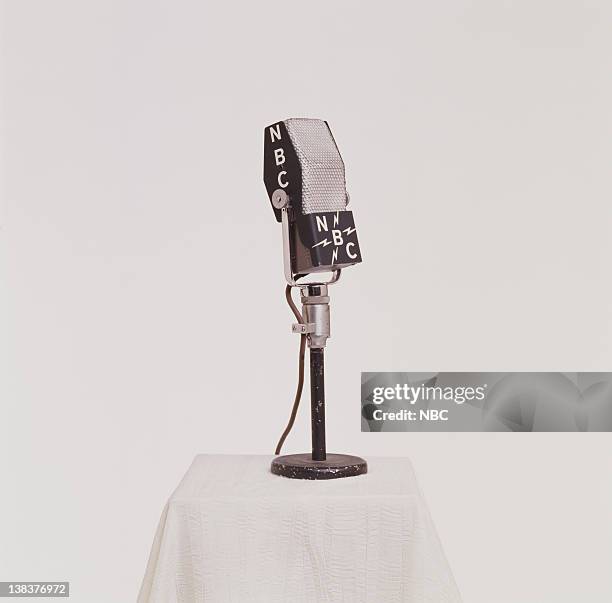 Rca R44 Rca Microphone Photos and Premium High Res Pictures - Getty Images