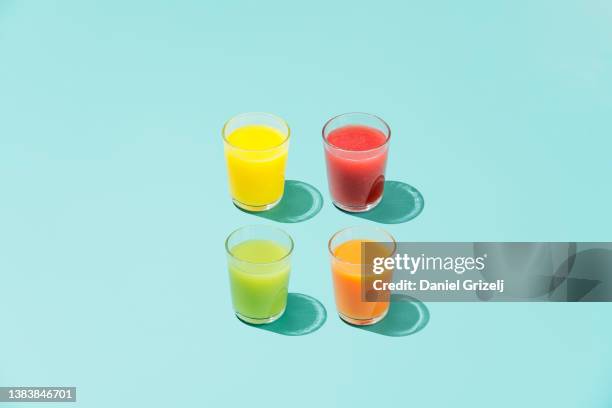 juice - apple juice stock pictures, royalty-free photos & images