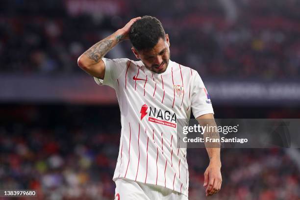 Jesus Manuel Corona of Sevilla FC looks on during the UEFA Europa League Round of 16 Leg One match between Sevilla FC and West Ham United at Estadio...