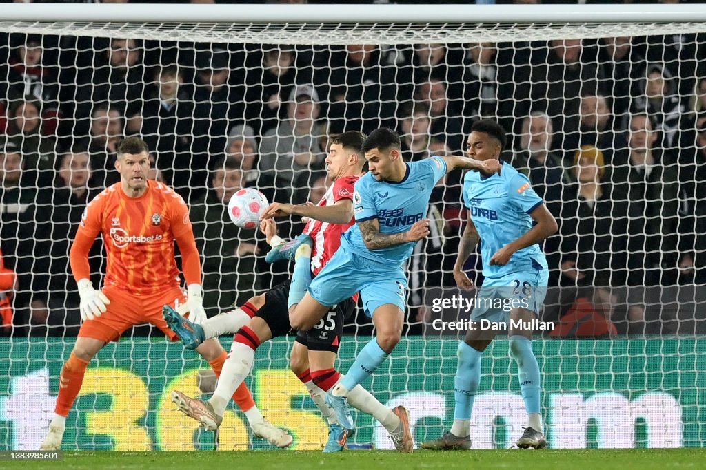 Southampton v Newcastle United - Premier League