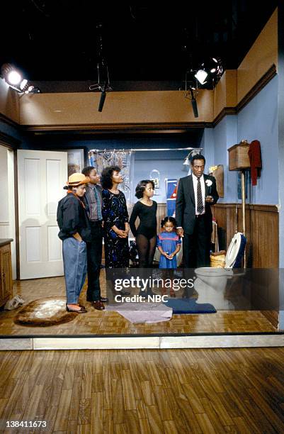 Mr. Fish" Episode 2 -- Air Date -- Pictured: Lisa Bonet as Denise Huxtable Kendall, Malcolm-Jamal Warner as Theodore 'Theo' Huxtablem, Phylicia...