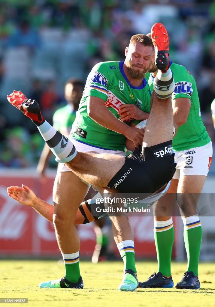 NRL Rd 1 - Raiders v Sharks
