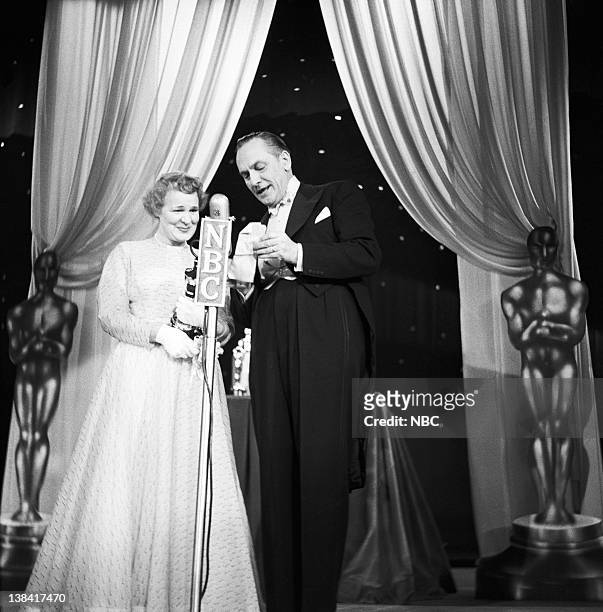 Ceremony -- AIr Date -- Pictured: Best Actress winner Shirley Booth for "Come Back, Little Sheba", host/presenter/actor Fredric March at the 25th...